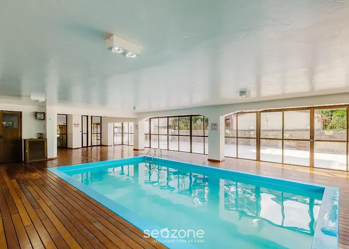Unidades Em Predio Com Piscina Em Gramado - Mdc